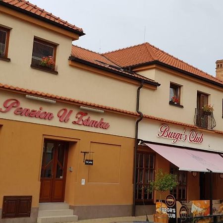 Penzion U Zamku Lednice Kültér fotó